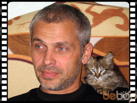  ,   Viktor, 53 ,  