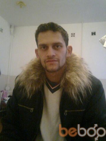  ,   Maksim, 37 ,   