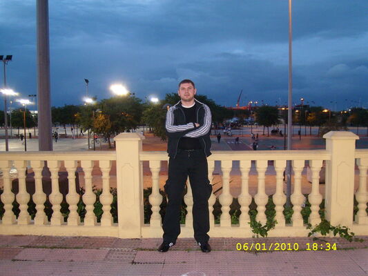  ,   Djon, 41 ,   