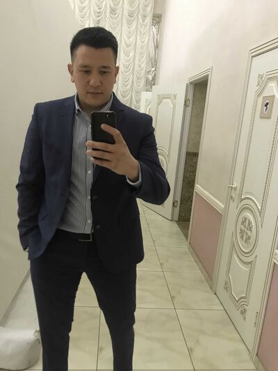  ,   Janik, 34 ,   c 