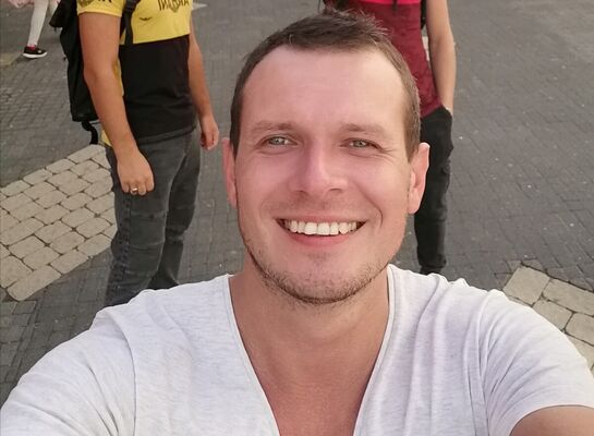  ,   Taras, 38 ,   ,   , c , 