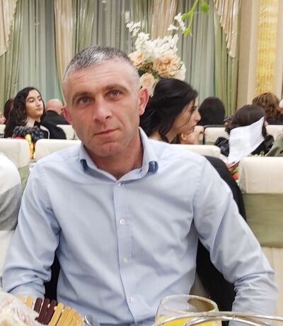  ,   Sasha, 41 ,   ,   