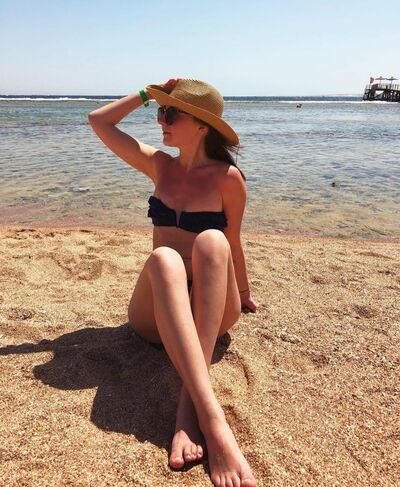  ,   Victoria, 30 ,   c 