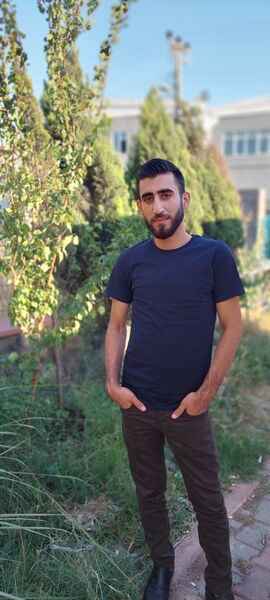  ,   Ahmad sola, 27 ,   ,   
