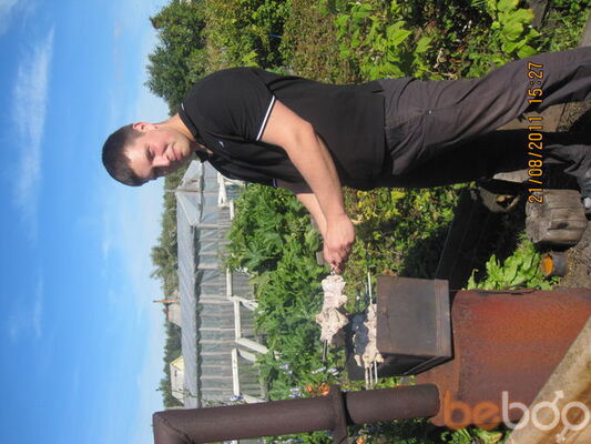  ,   Eduard, 41 ,  