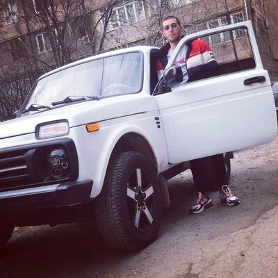  ,   Aram, 27 ,  
