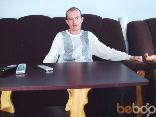  ,   Armen, 41 ,  
