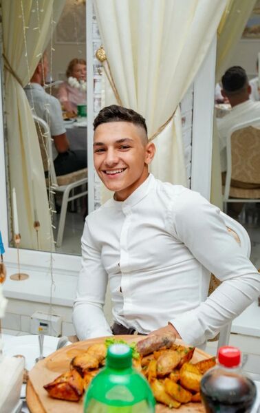  Anqing,   , 20 ,   ,   