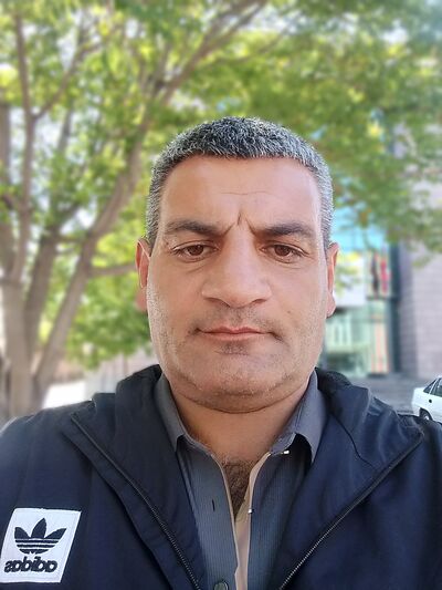  ,   Arkadi, 46 ,   ,   
