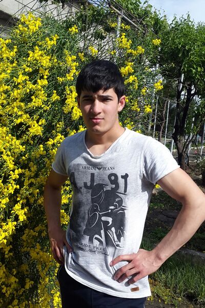  ,   Bahriddin, 31 ,   ,   , c 