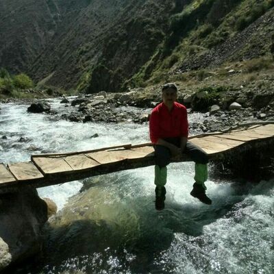  Port-of-Spain,   Reza, 53 ,   ,   