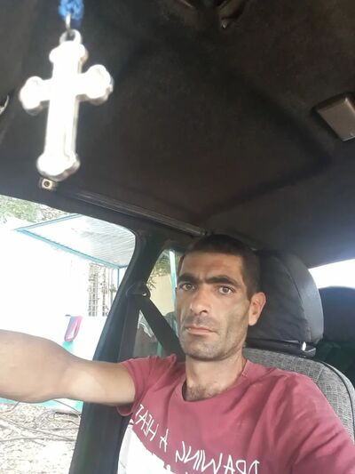  ,   Ayk, 43 ,   ,   