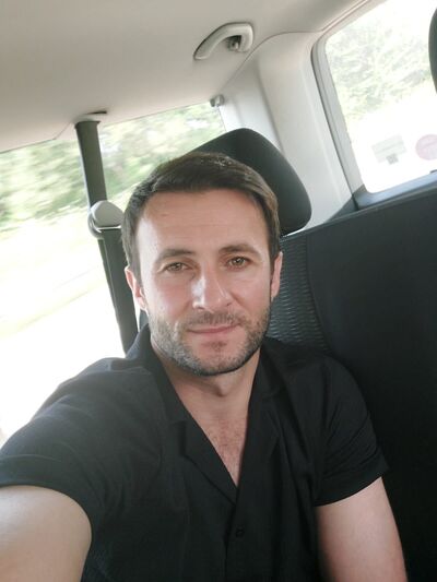  ,   Zviad, 34 ,   ,   