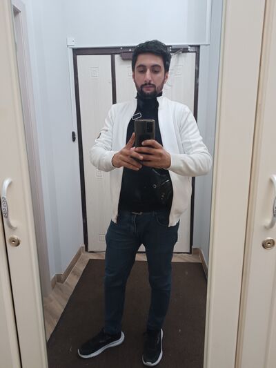  -,   Mahir, 32 ,   ,   