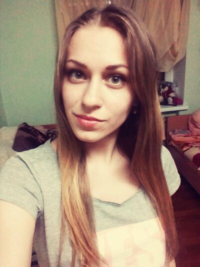 Знакомства Грязовец, фото девушки Евгения, 24 года, познакомится для флирта, любви и романтики, cерьезных отношений