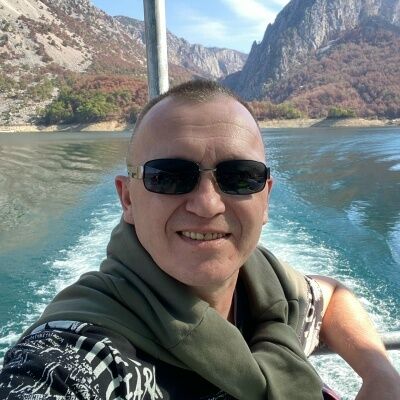  ,   Alex, 49 ,   , 