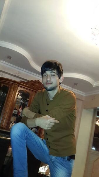  ,   Elmir, 33 ,   