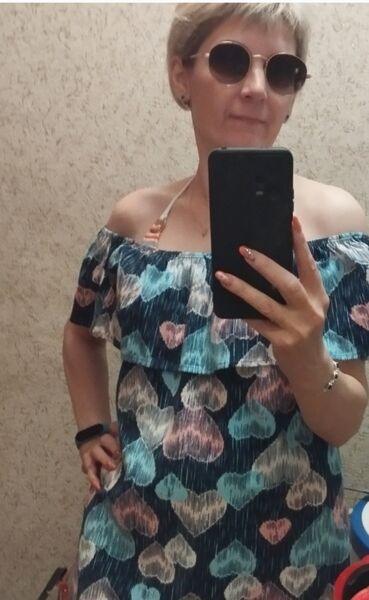  ,   Elena, 45 ,   c , 
