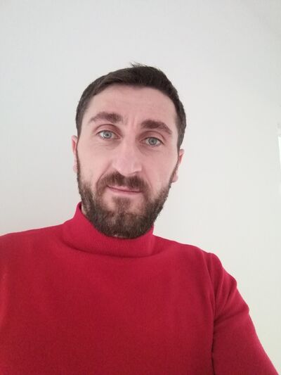  ,   Omar, 38 ,   