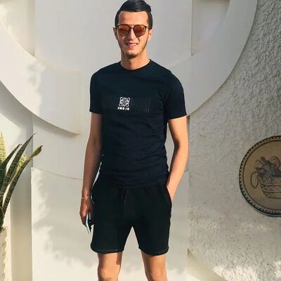  Kruje,   Oussama, 31 ,   ,   