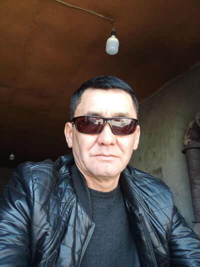  ,   Bolat, 46 ,     , c 