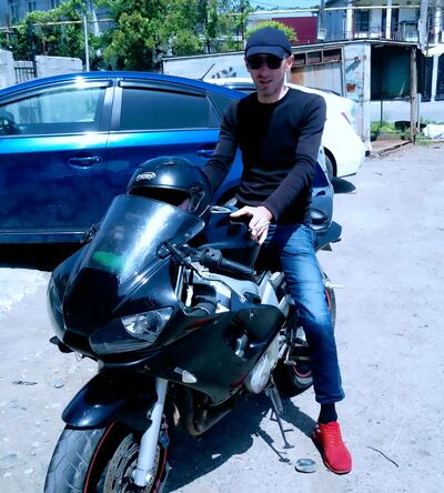  ,   Maxo, 38 ,   ,   , c , 
