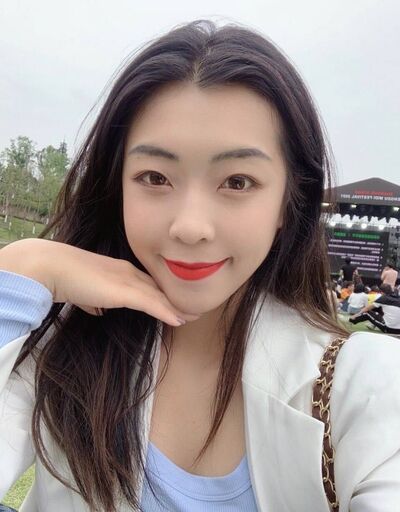  Hong Kong,   Shen Feifei, 34 ,     , c 