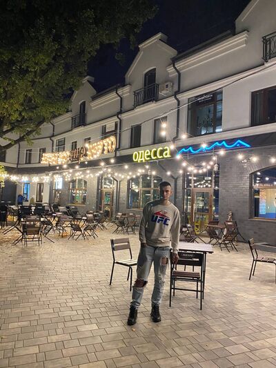  -,   Vlad, 24 ,   ,   