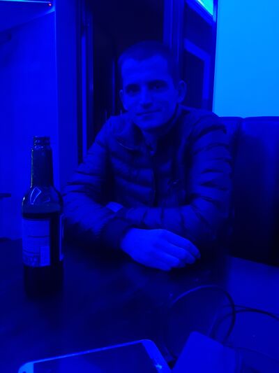  ,   Valentin, 27 ,   ,   