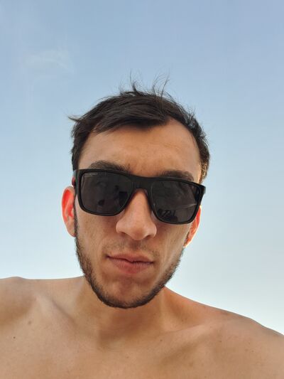  ,   Ali, 27 ,   ,   