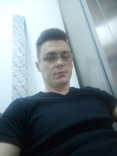  ,   Mike, 35 ,   