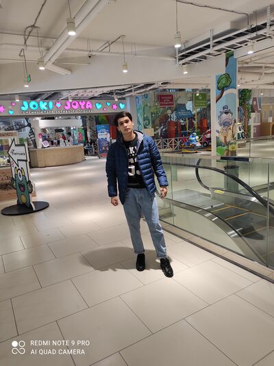  ,   Zozo, 24 ,   ,   