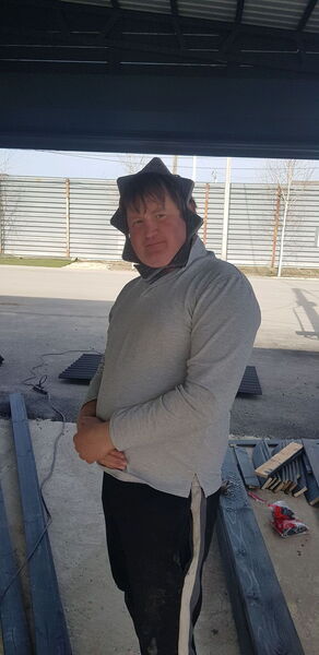  ,   Pavel, 41 ,   ,   
