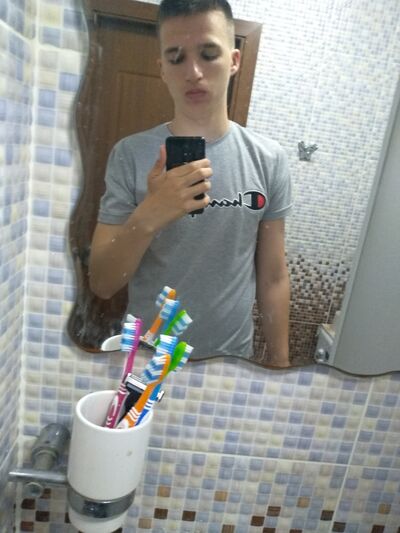  ,   Sandu, 25 ,   ,   , c 