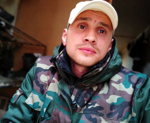  ,   Timur, 33 ,   ,   , c 