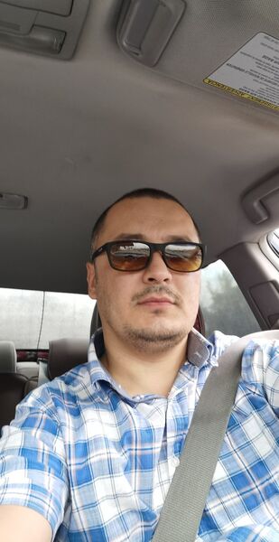  ,   David, 38 ,   ,   , c 