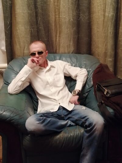  ,   Oleg, 54 ,   ,   