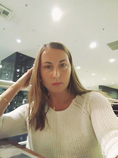  ,   Elena, 38 ,     , c 