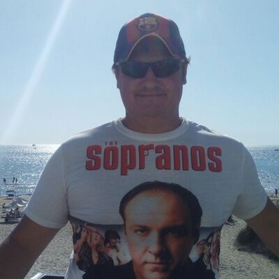 ,   Mikhail, 40 ,   ,   , c 