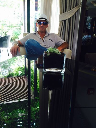  ,   Sergio, 48 ,   