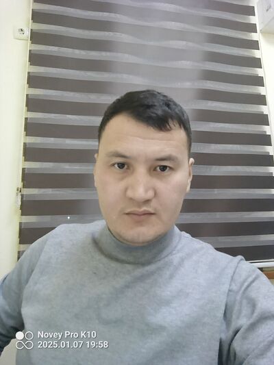  ,   Ilxam, 32 ,   ,   
