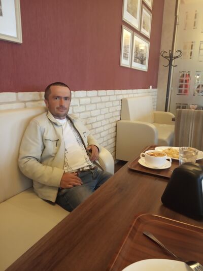  ,   Sergei, 35 ,   ,   , c 