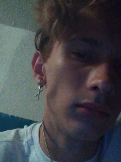  ,   Igor, 21 ,   ,   