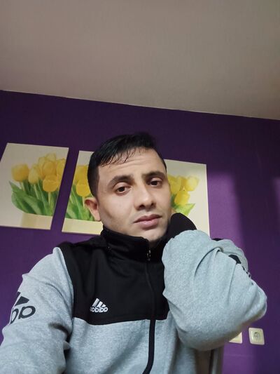  ,   Yousef, 33 ,   ,   
