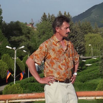  ,   Jurij, 50 ,   