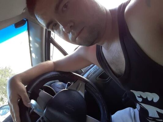  ,   Timur, 34 ,   ,   , c , 