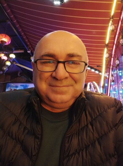  ,   Alex, 56 ,   ,   