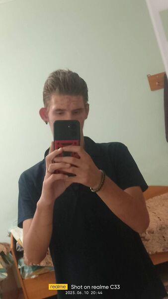  ,   Stanislav, 18 ,   ,   , c , 