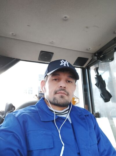  ,   Bahrom, 35 ,   ,   
