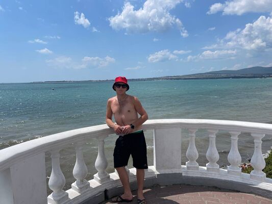  ,   Roman, 34 ,     